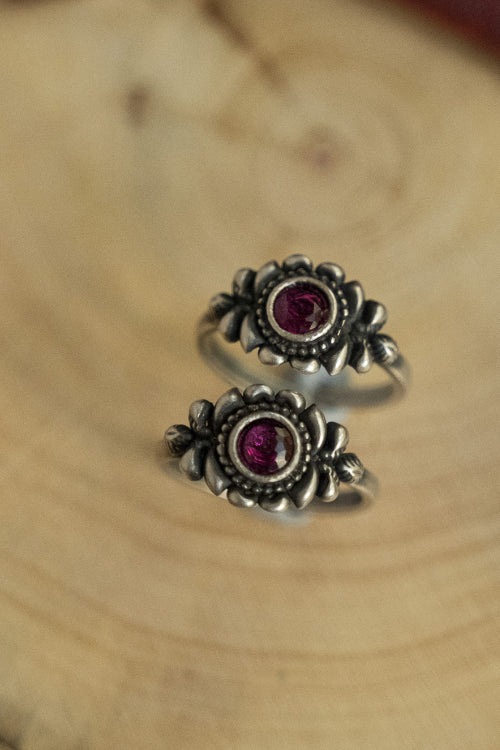 TICH Pure Silver Traditional Maharashtrian Toe Rings - Padmaja (Set Of 2)