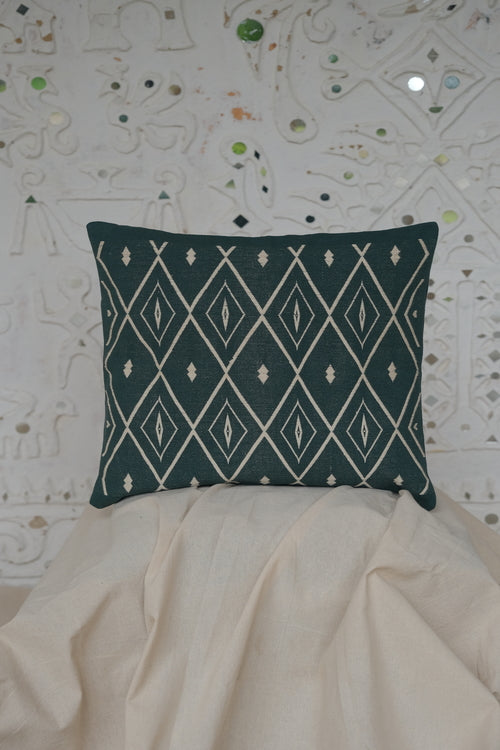Lhiwe , Handwoven Cotton Cushion cover