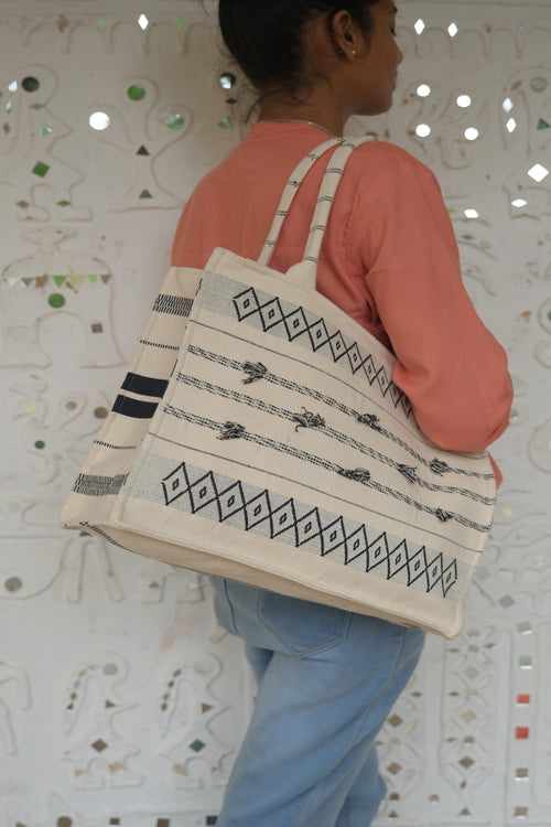 Nuta, Handwoven Cotton Tote Bag