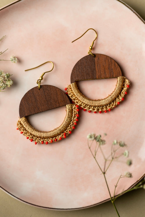 Samoolam Handmade Crescent Moon Earrings Beige