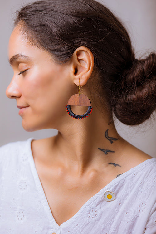 Samoolam Handmade Crescent Moon Earrings Black