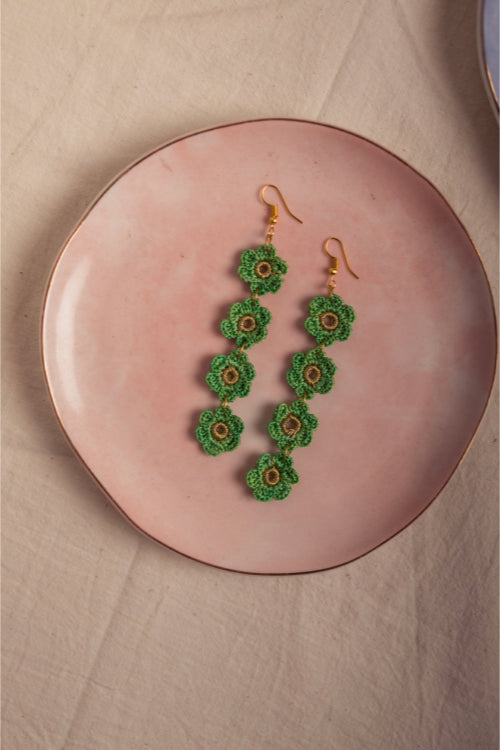 Samoolam Green Daisies Danglers