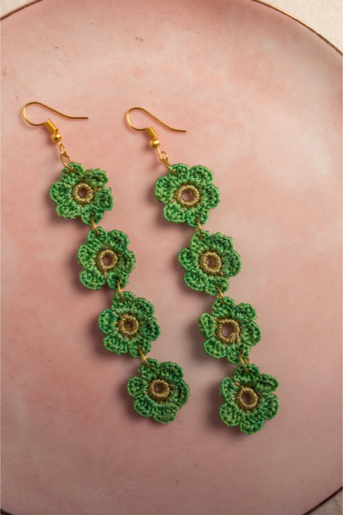 Samoolam Green Daisies Danglers