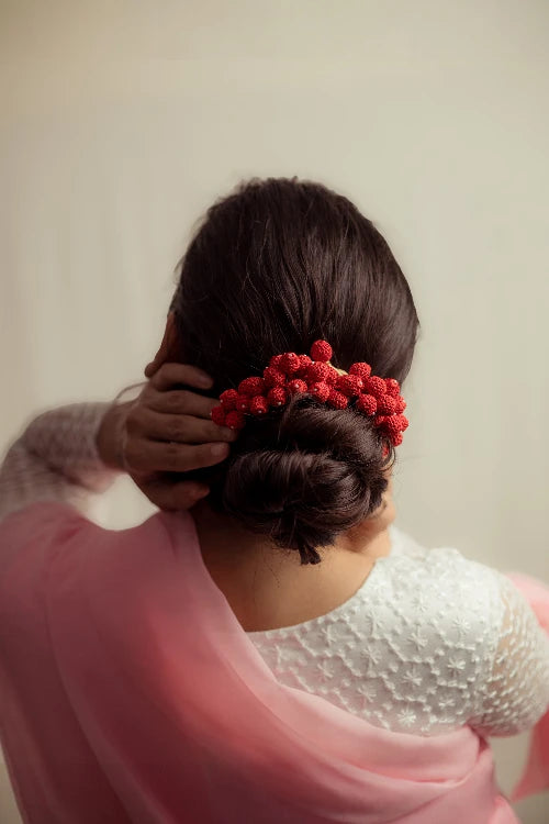 Samoolam Red Mogra Moti - Gajra