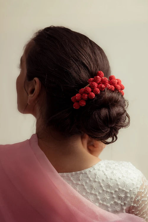 Samoolam Red Mogra Moti - Gajra