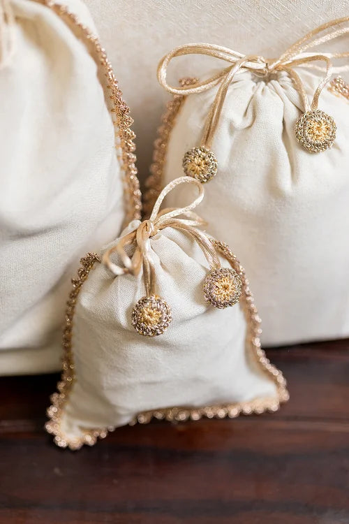 Samoolam Festive Gift Pouch (Set Of 3)- Off White