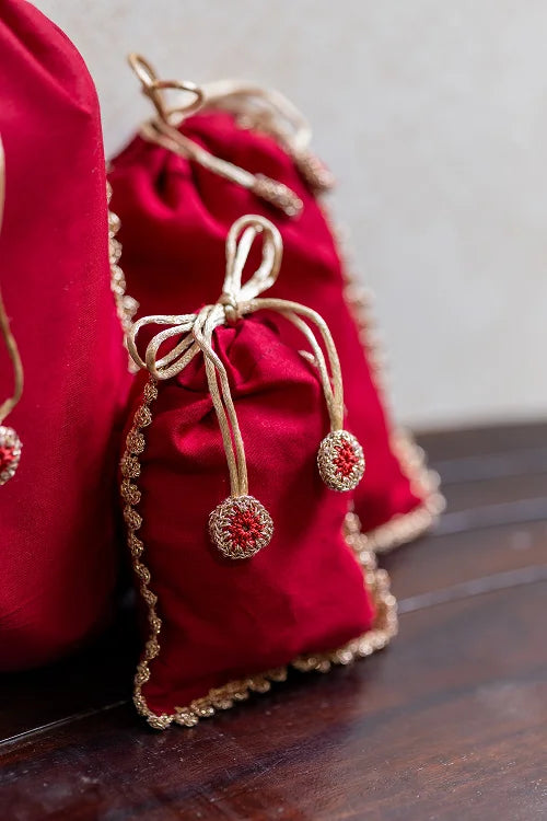 Samoolam Festive Gift Pouch (Set Of 3) - Red