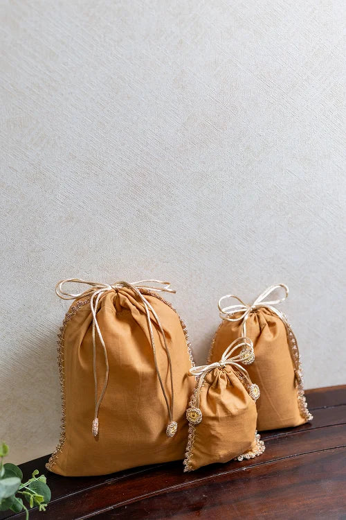 Samoolam Festive Gift Pouch (Set Of 3) - Neutral