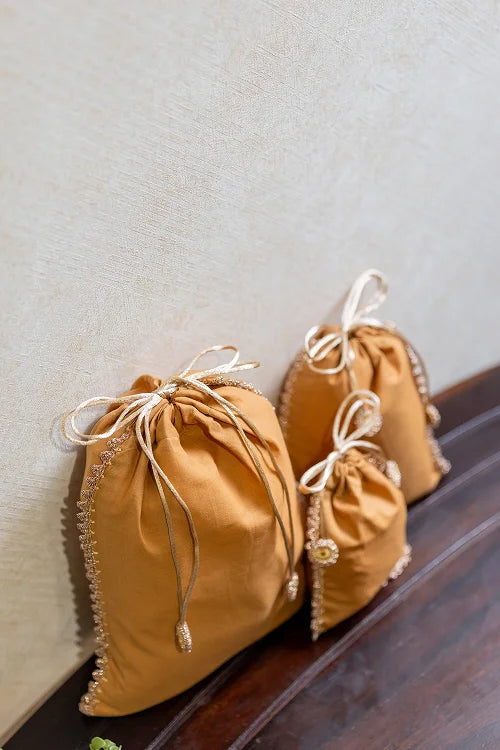 Samoolam Festive Gift Pouch (Set Of 3) - Neutral