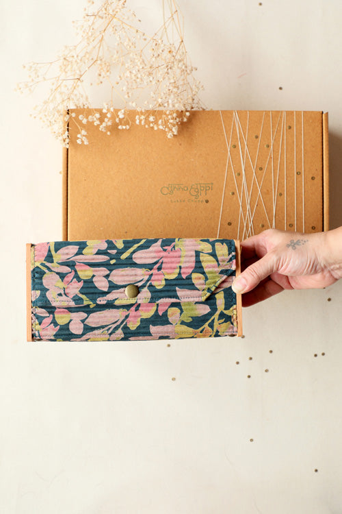 Lukka Chuppi Mini Clutch Gift Box- Gift For Her