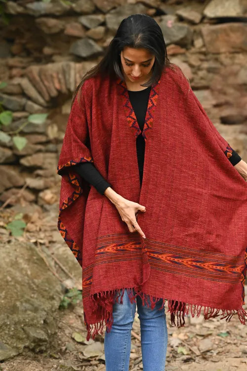 The ICH Exclusive Soft Himachal Wool Poncho With Woven Border - Rose Garden