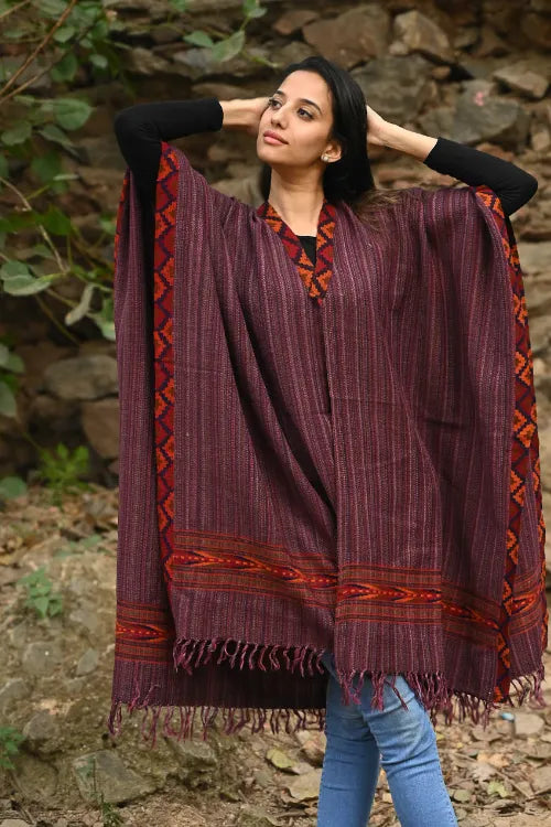 The ICH Exclusive Soft Himachal Wool Poncho With Woven Border - Plum Cake