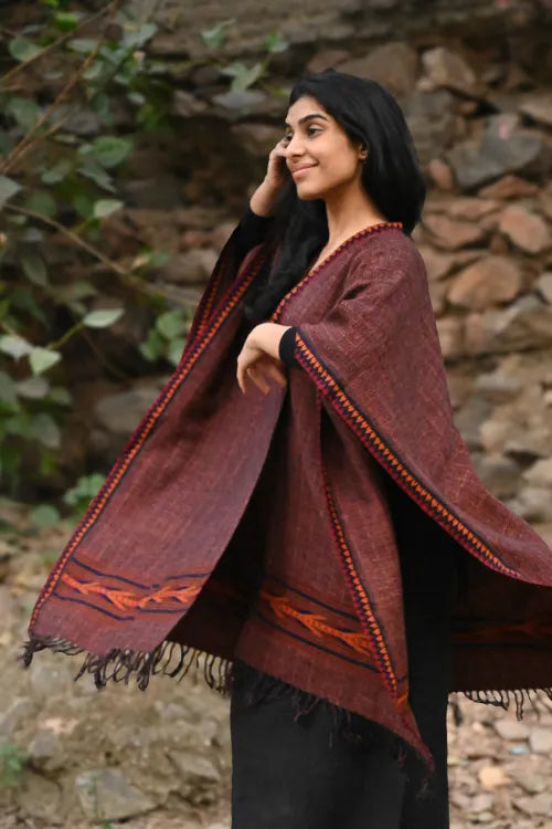 The ICH Exclusive Soft Himachal Wool Poncho With Woven Border - Mountain Berry