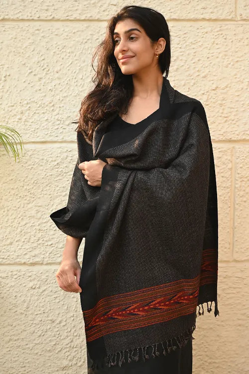 The ICH Exclusive Soft Himachal Wool Stole With Woven Border - Charcoal Cascade