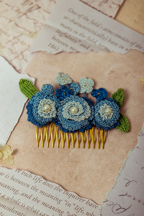 Samoolam Guncha Blue Daisy Bush - Hair Comb Pin