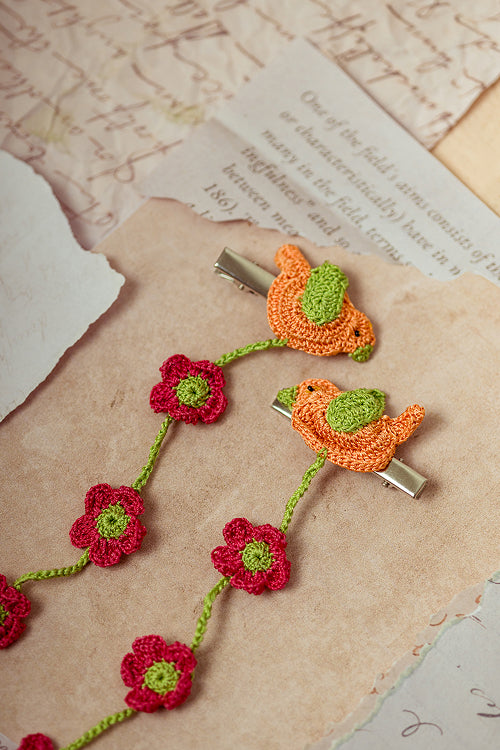 Samoolam Guncha Birdies And Red Bloom - Hair Clips