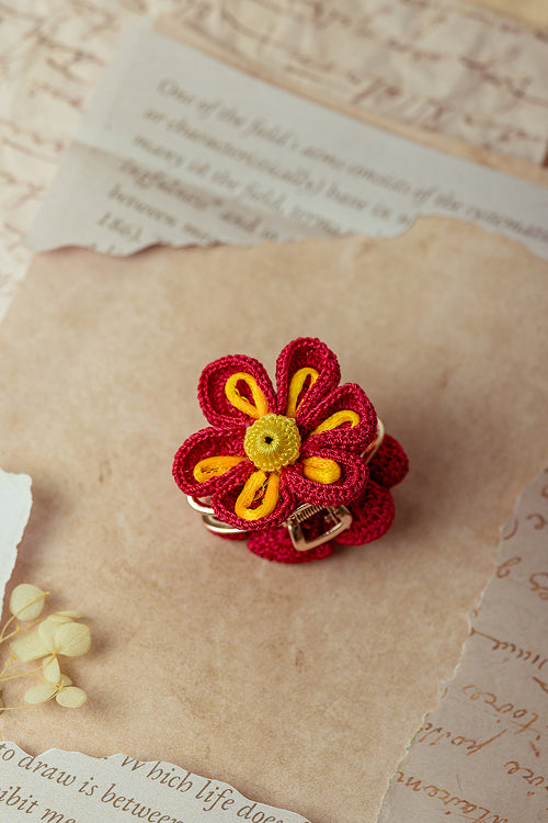 Samoolam Guncha Red Zinnia Hair Clutch