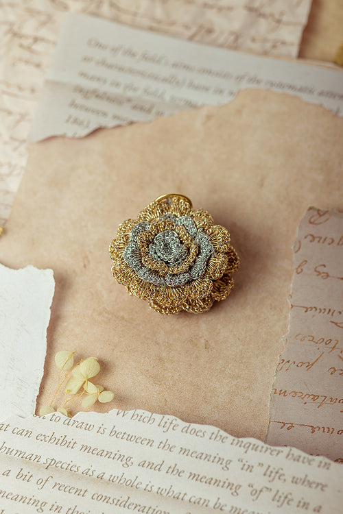 Samoolam Guncha Gold Silver Rosy - Hair Clutch