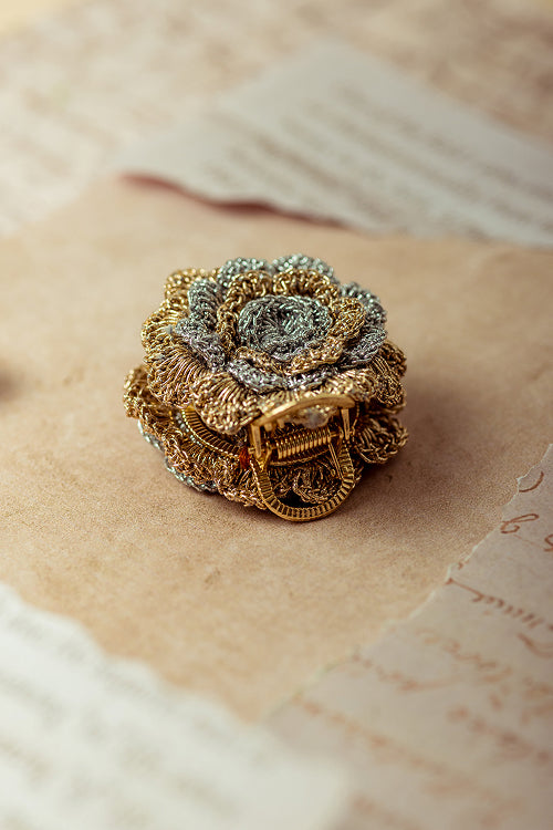 Samoolam Guncha Gold Silver Rosy - Hair Clutch