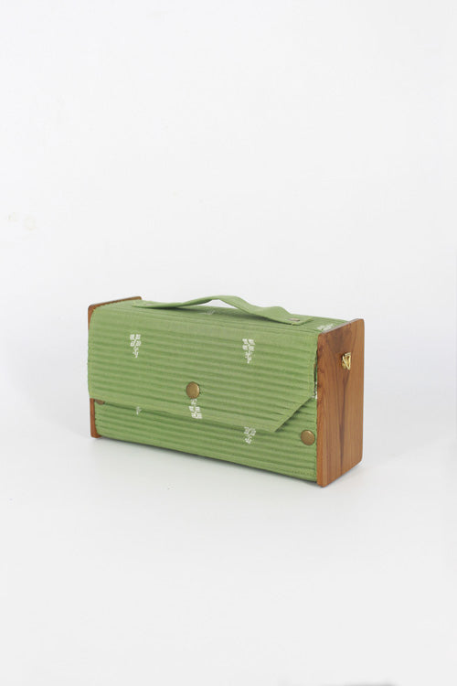 Lukka Chuppi Sage Box Clutch - Single Sleeve