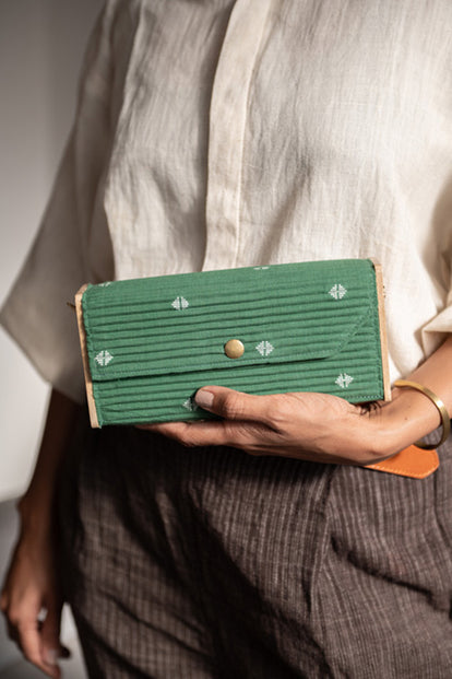 Lukka Chuppi Fern Mini Clutch - Single Sleeve