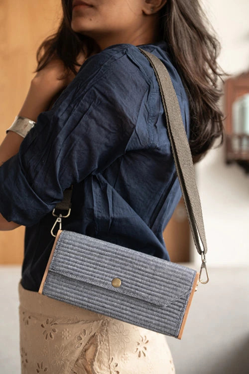 Lukka Chuppi Slate Mini Clutch - Single Sleeve