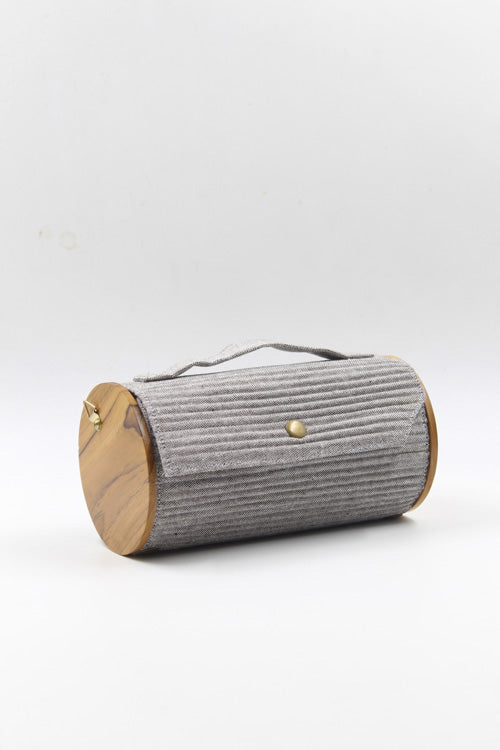 Lukka Chuppi Cadet Round Clutch - Single Sleeve