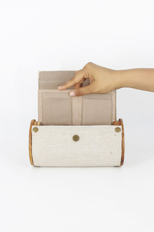 Lukka Chuppi Oat Round Clutch - Single Sleeve