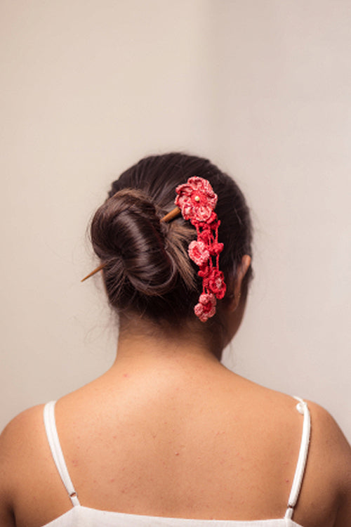Samoolam Guncha Coral Red Aster Bunch - Hairstick