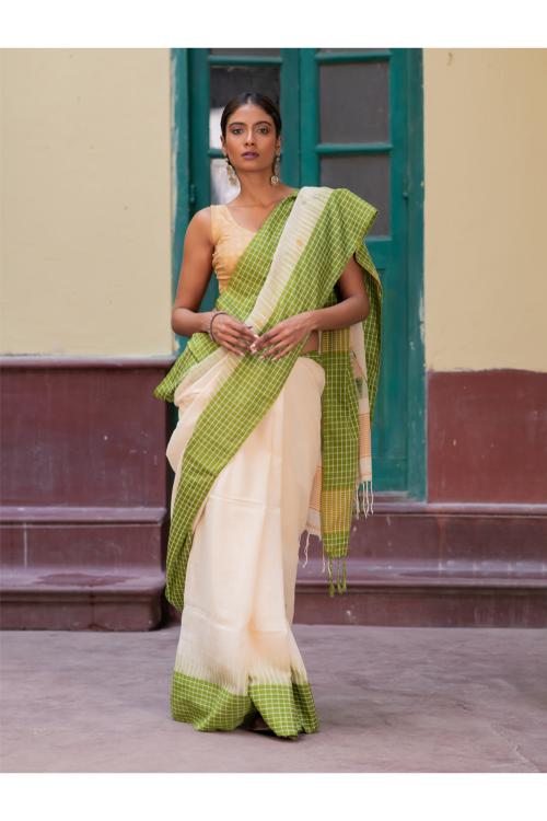 Handwoven Elegance. Bengal Cotton Saree - Off White & Green