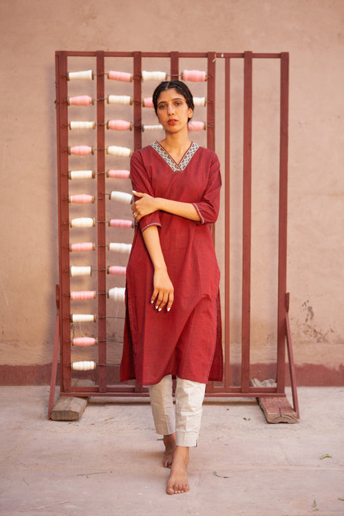 Urmul'Roisin' Classic' Kurti. 