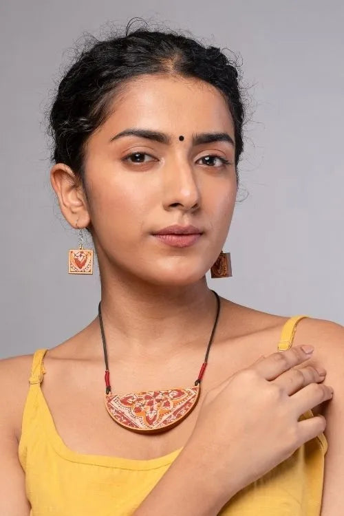 Combo Of WHE Red Repurposed Kalamkari Fabric And Repurposed Wood Pendant & Danglers