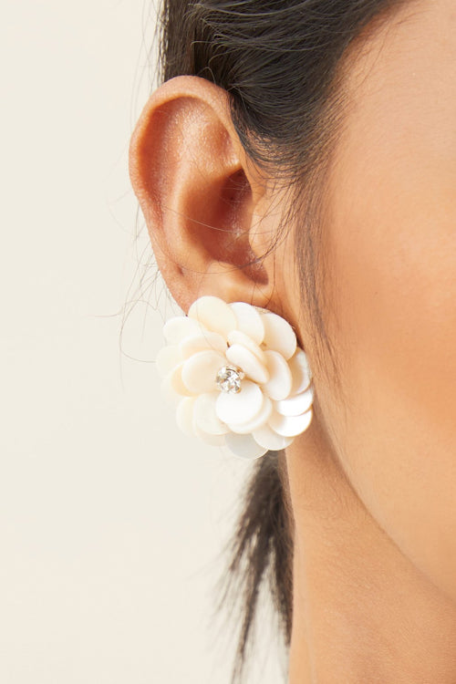 Whe Gold 'Floral' Mother Of Pearl Stud