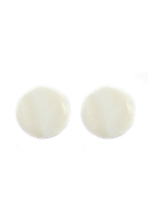 Whe  'Scallop' Mother Of Pearl Earring