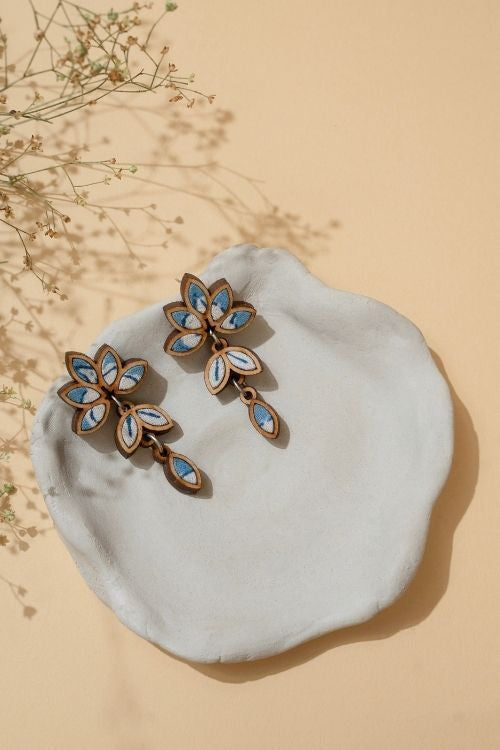 WHE Blue White Bloom Repurposed Fabric And Wood Leaf Dangler