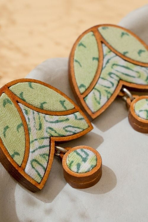 WHE Green Bloom Repurposed Fabric And Wood Studs