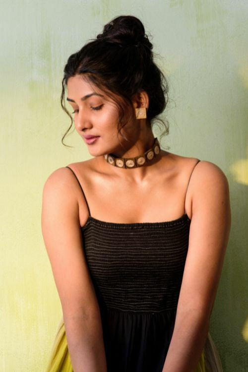 WHE Square Wooden Block Jute Choker
