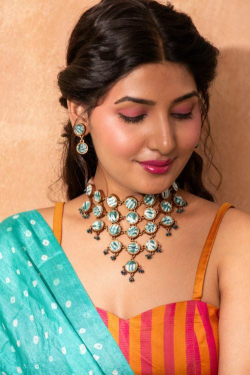 Whe Handcrafted Green Tie And Dye Repurposed Wood And Fabric Choker Necklace