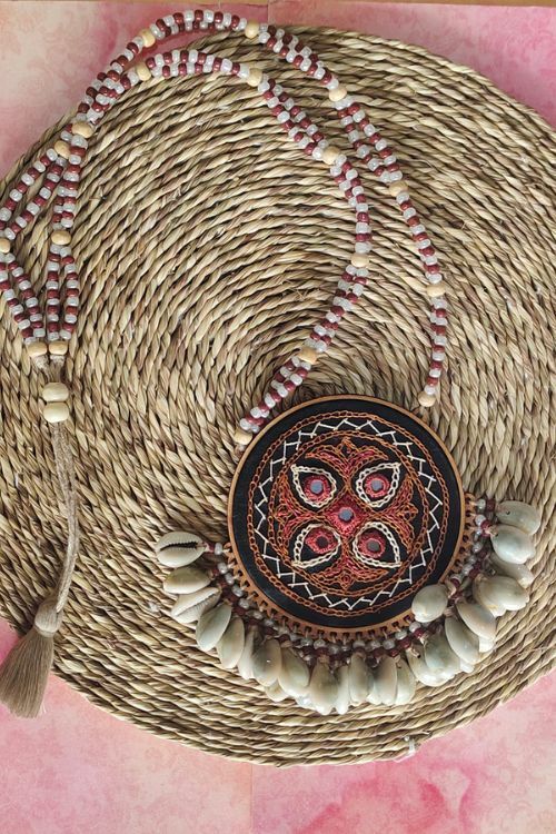 WHE Hand Embroidered Brown Pendant Necklace With Cowry And Beaded String