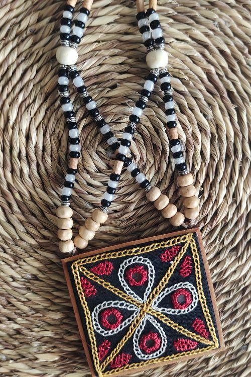 WHE Hand Embroidered Red And Yellow Pendant  Necklace With Beaded String