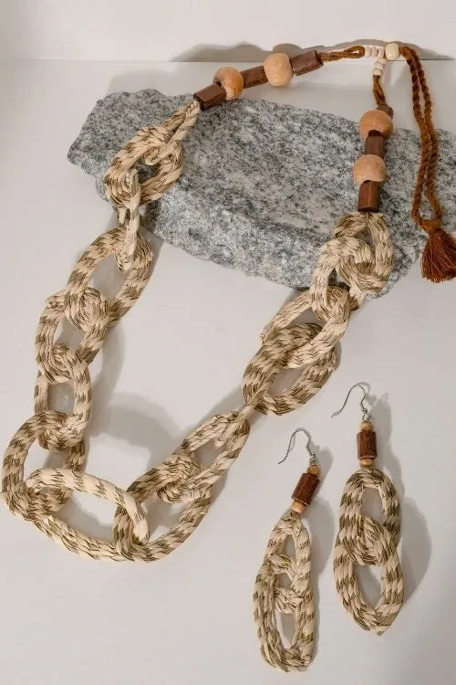 WHE Sabai Grass Handweaving Loop Necklace