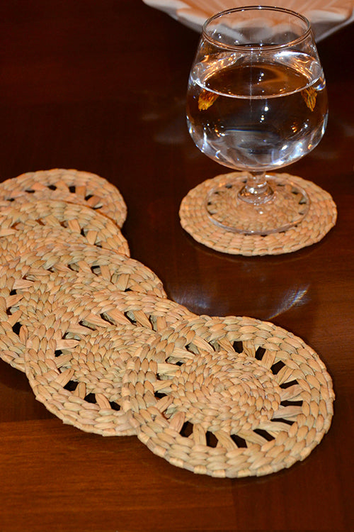 Dharini Kauna Round Coasters Natural (Set Of 6)