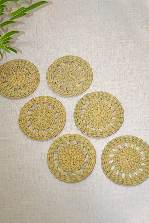 Dharini Kauna Round Coasters Natural (Set Of 6)