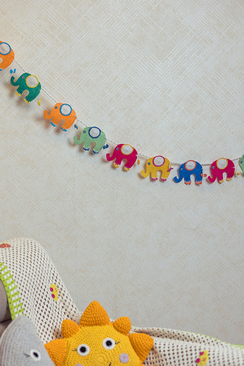 Samoolam Elephant Trail ~ Kids Bunting