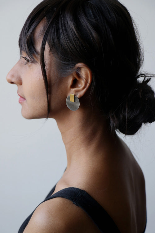 Lukka Chuppi Andromeda - Square drop stud earrings with brass off cut sheet.