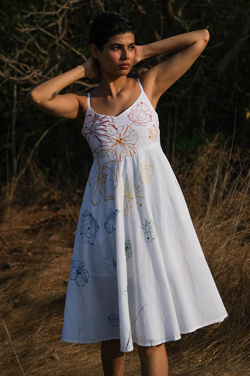 Okhai 'Emiliana' Hand Embroidered And Mirrorwork Dress | Rescue