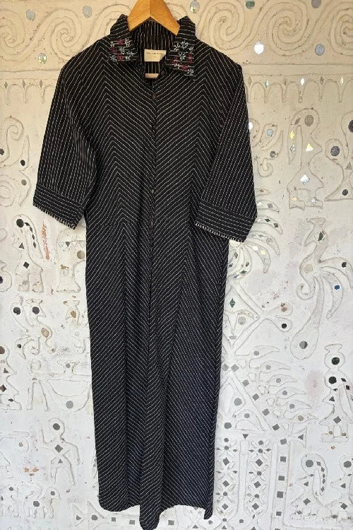 Okhai 'Confident' Pure Cotton Handwoven Hand Embroidered Dress | Rescue