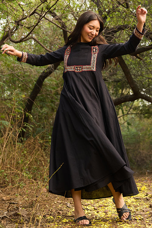 Okhai “Myriam” Hand-Embroidered Mirrorwork and Beadwork Pure Cotton Black Dress