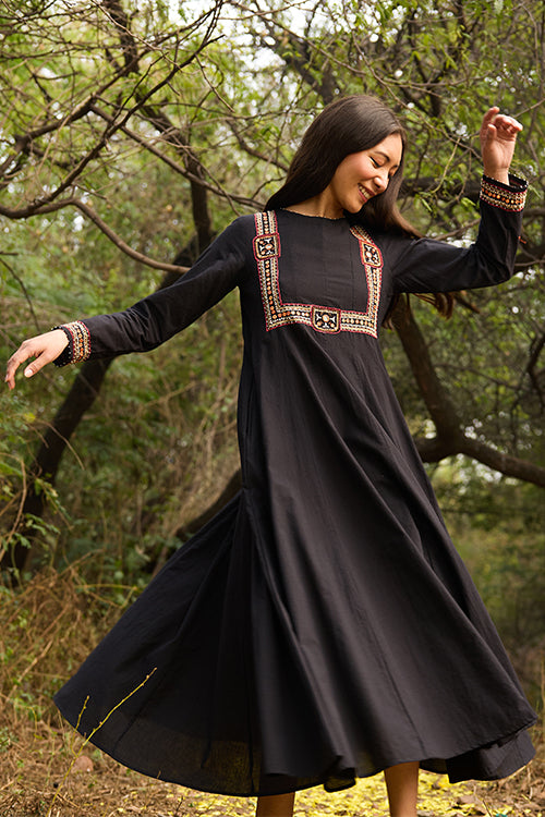 Okhai “Myriam” Hand-Embroidered Mirrorwork and Beadwork Pure Cotton Black Dress