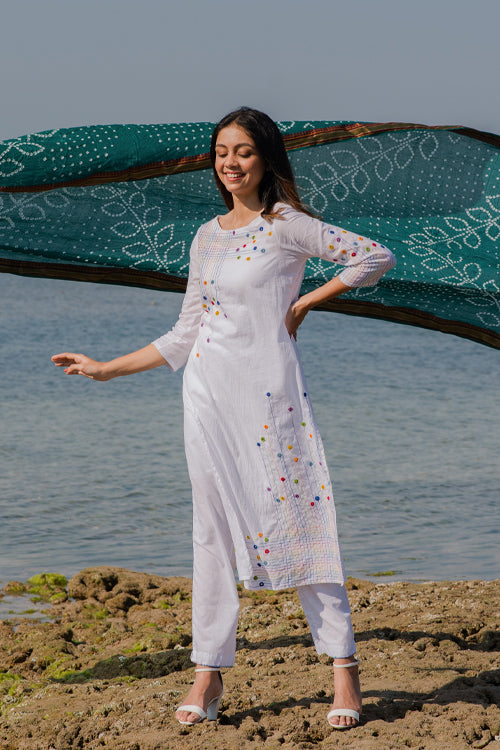 Okhai Vibgyor White Cotton Embroidered Mirror Work Kurta Online